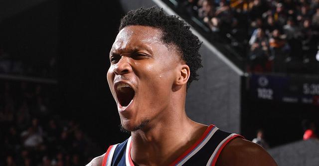 快船大胜猛龙马图林复出砍23分助球队三连胜